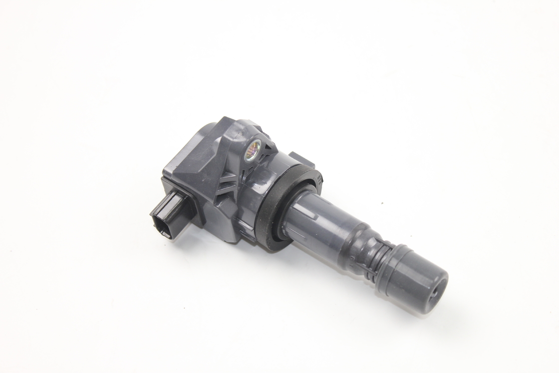 30520 - R40 - 007 	Honda Engine Replacement Parts COIL ASSY., PLUG TOP for CP